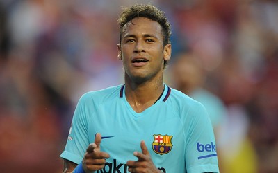 绿茵电竞独家-B席和C罗国家队配合