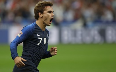 绿茵电竞精华-凯拉这脚射门被扑后补射入网